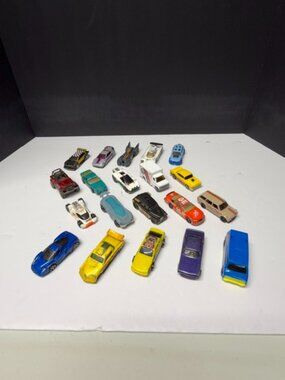 Toy Car Lot 1:64 Scale Hot Wheels, Matchbox